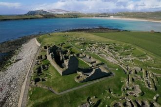 К пиктскому периоду относятся различные 