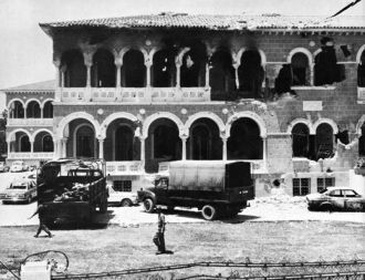 Дворец архиепископа, лето 1974г.