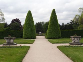 В 1781 году главой рода Лихтенштейн стал