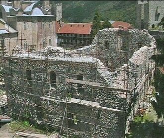 В настоящее время монастырь восстанавлив