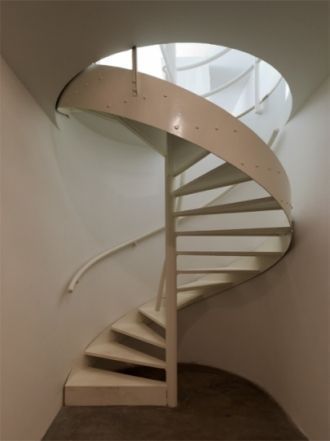 Стальная винтовая лестница.