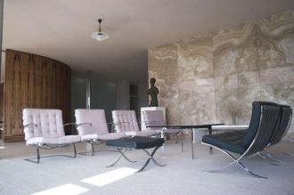 Произведений живописи на вилле не было, 