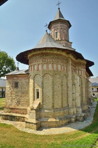 Вид на апсиду церкви Вознесения.