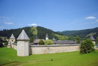 В 2010 году монастырь был включён в спис