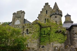 Замок Левенбург сооружался из туфа, кото