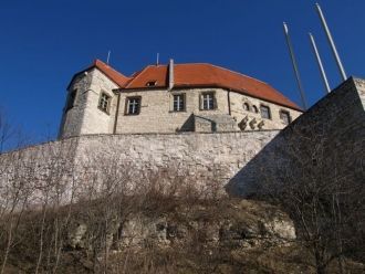 С 1997 года Нойенбург находится под упра