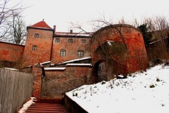 Замок Траусниц, сначала выполнявший толь