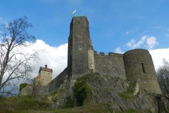 Базальтная гора Стольпен лежала на грани