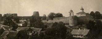 Изборская крепость в период 1918-1940. К