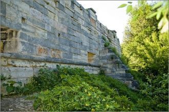 Для своего времени крепость была достато