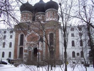 Храм Покрова в поместье Измайлово возвыш
