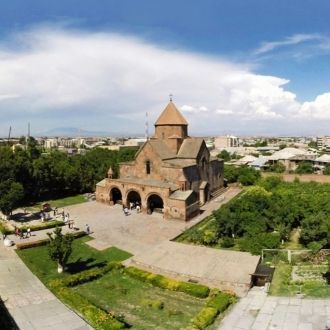 Св. Гаяне, вместе с другими несколькими 