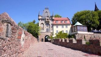 Вход в замок Альбрехтсбург