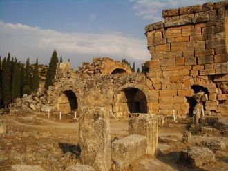 В результате эти места, богатые термальн