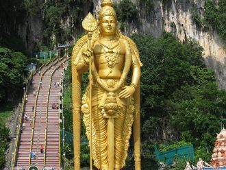 После открытия, скульптура была внесена 