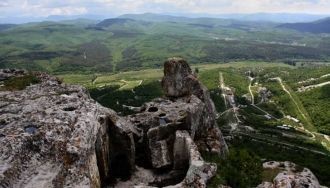 Эски-Кермен возник в конце VI века на вы