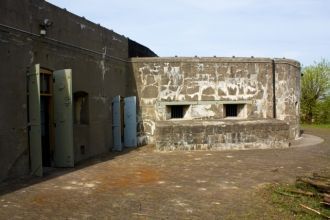 Этого хватало, чтобы преградить путь пех