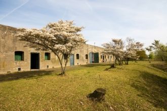 Ее комплекс включал в себя 36 фортов, ис