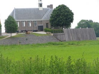 В 1996 году Линию обороны включили в Спи