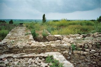 Фрагменты стен. Древний город, руины кот