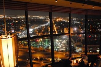 На смотровой площадке  можно прослушать 