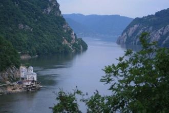 Площадь национального парка превышает 60