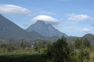 Действующий вулкан, находящийся на терри
