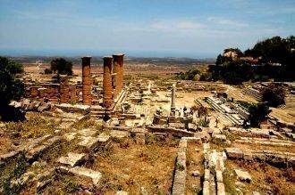 Руины древнего города Кирена.
