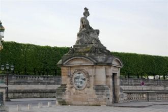 Статуя Страсбурга, для которой в свое вр