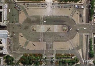 Площадь Согласия в Париже. Вид сверху.