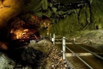 Ближе всего к штаб-квартире Гунунг-Мулу 