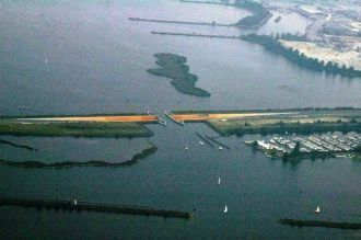 Валувемеер разделяет материковую часть с