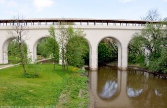 К загрязнению реки привели промышленные 