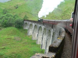 Расположен он на северо-западе Шотландии