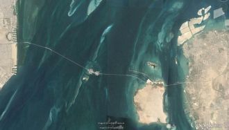 Каждый день по мосту проезжает более 500