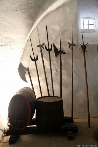 Из внутренних помещений наиболее красивы