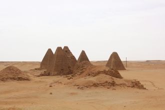 Гора является аномалией в местном ландша