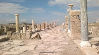 В 1255 г. город был взят турками, в 1402