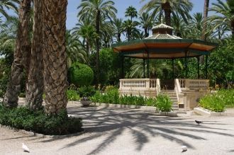 Пальмовый лес Эльче. Беседка для отдыха 