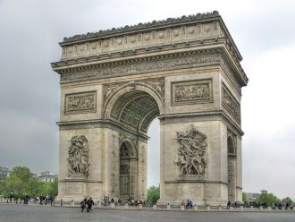 Так как это знаменитый Париж, разумеется