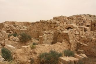 Как отмечают истории, свое начало Ум эр-