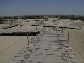 Сиалк — один из четырёх зиккуратов, выст