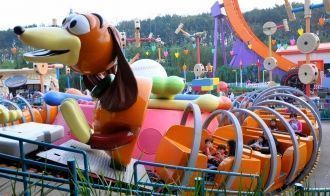 В зоне страна фантазий есть забавные атт