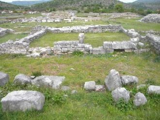 Древний город Дукля