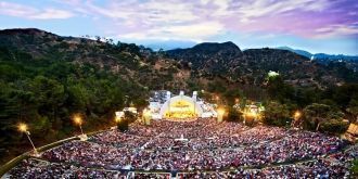 Обычно за несколько часов до начала конц