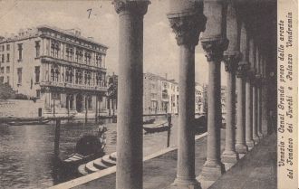 Так, в 1509 году дворец отобрали у примк