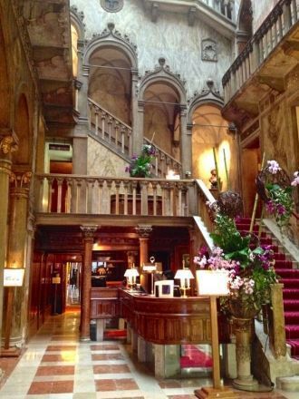 По неизвестным причинам в 1536 году прин