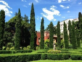 Сад носит имя богатейшего и влиятельного