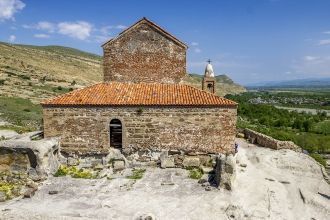 В раннем средневековье на главном месте 