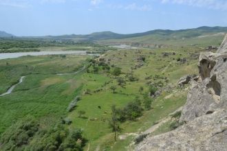 Вид с высоты птичьего полёта на долину р
